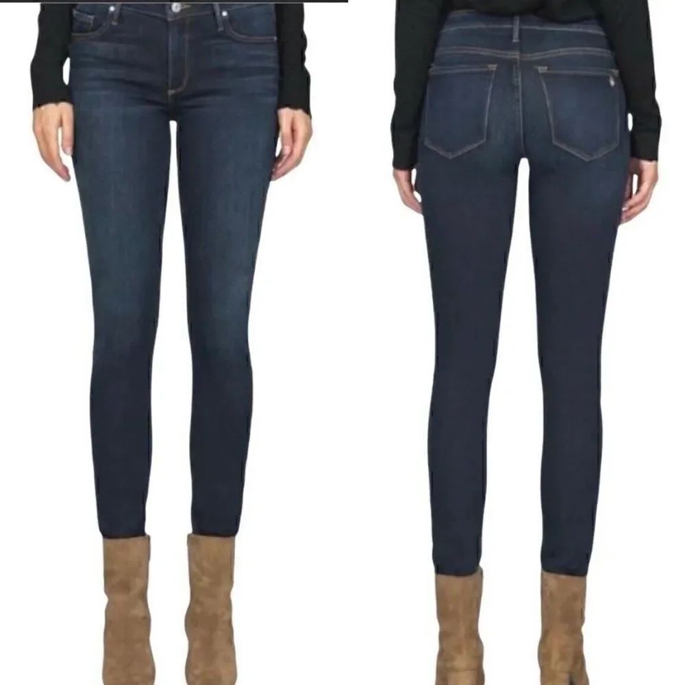 Black Orchid- Jude Mid Rise Super Skinny Dark Wash, Size 25